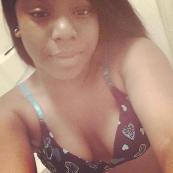 , 22  female escort, Sacramento