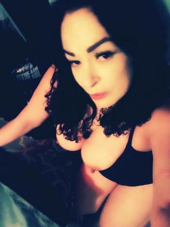 Izabella, 35  female escort, Sacramento