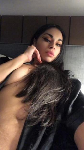 Mya, 26  female escort, Sacramento