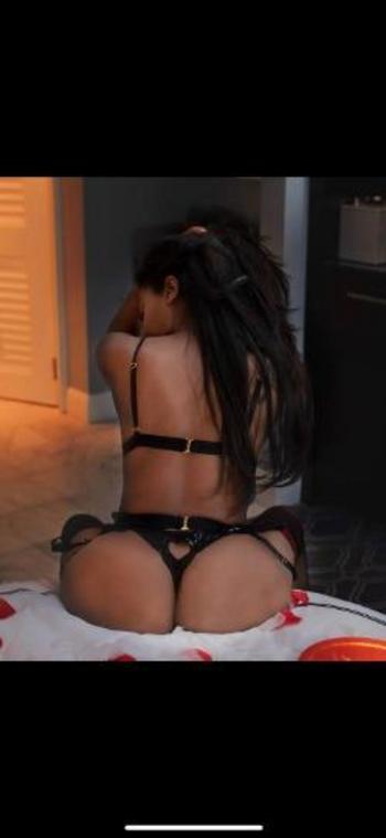 803-965-8086, 22  female escort, Sacramento