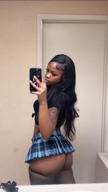 Samantha, 21  female escort, Sacramento