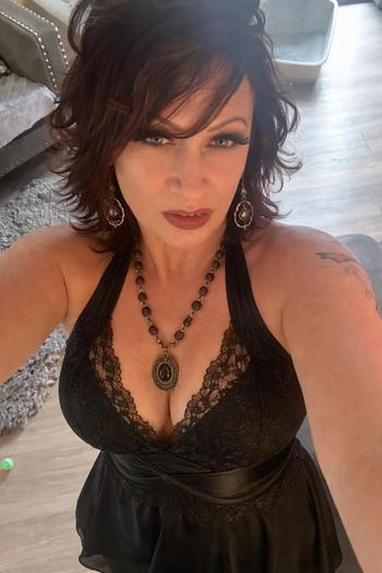 Eslynn, 47 Caucasian female escort, Sacramento