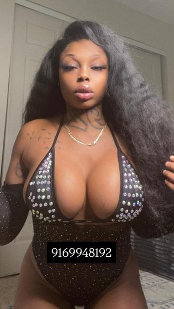Kassie, 21  female escort, Sacramento