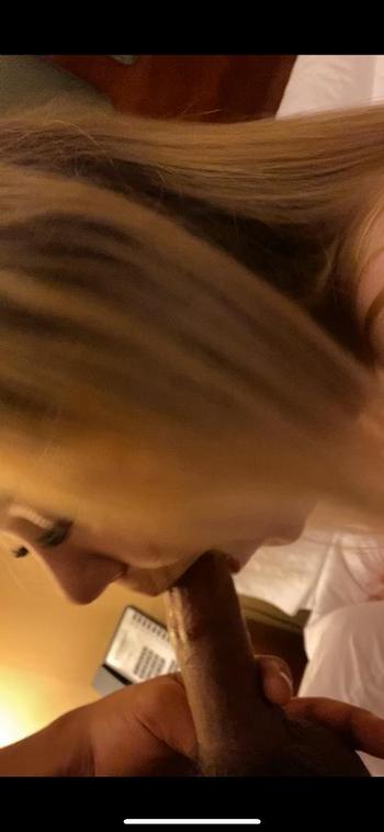 Brittney Xoxo, 23  female escort, Sacramento