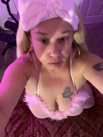 ASH, 29  female escort, Sacramento