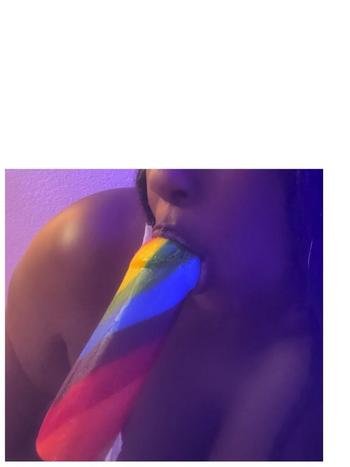 Kiara London , 40  female escort, Sacramento