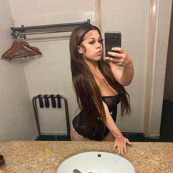 Rose, 22  female escort, Sacramento
