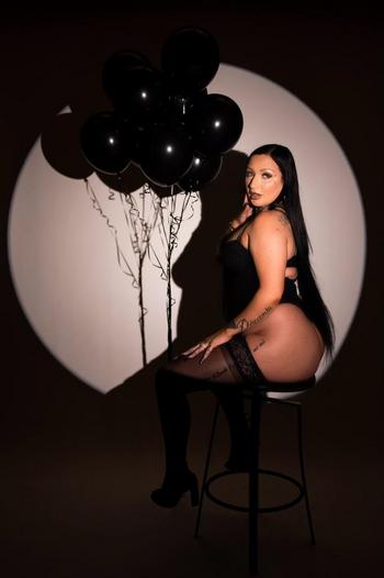 Karissa Kavali, 27  female escort, Sacramento