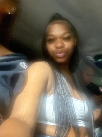 Divine, 20  female escort, Sacramento