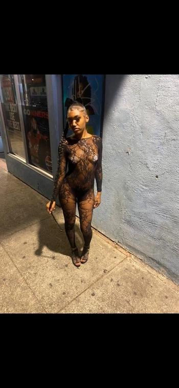 Bri, 22  female escort, Sacramento