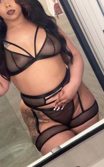 Niaa, 24  female escort, Sacramento
