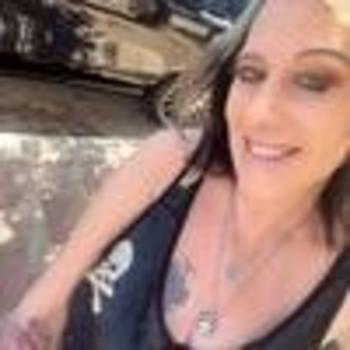 Victoria, 46  female escort, Sacramento