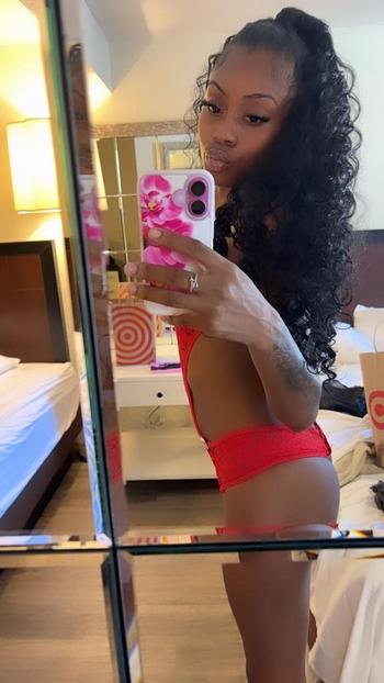 MenaRose, 25  female escort, Sacramento