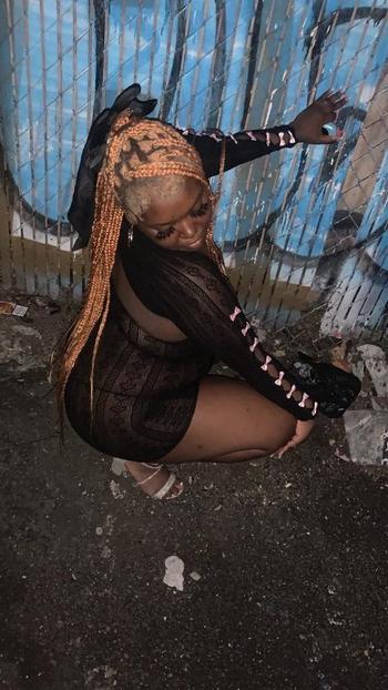 510-447-8318, 20  female escort, Sacramento